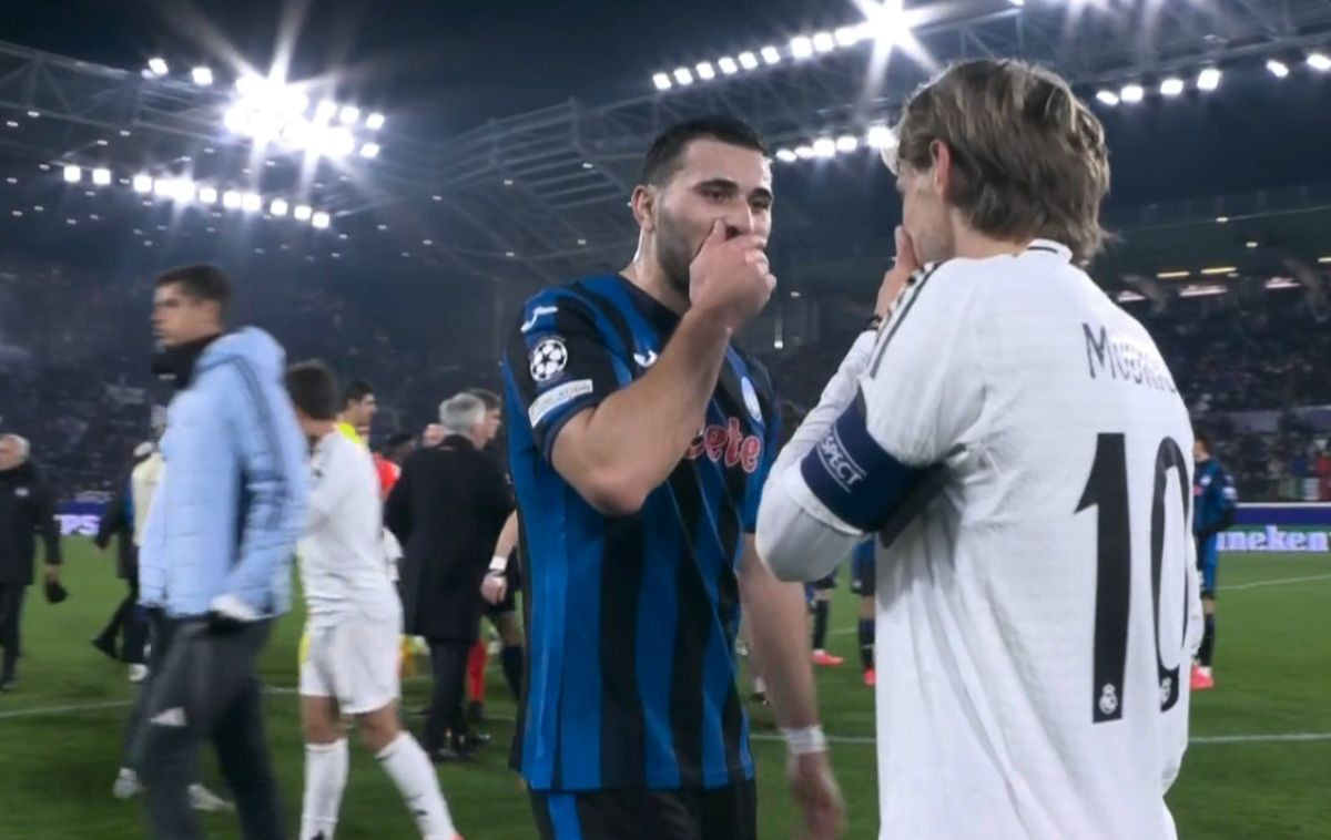 Kolašinac i Modrić u samo 10 sekundi očitali lekciju cijelom Balkanu: Ruke preko usta, a zatim... Kolašinac i Modrić u samo 10 sekundi očitali lekciju cijelom Balkanu: Ruke preko usta, a zatim...