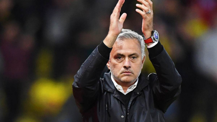 Neočekivana ponuda sletjela na Mourinhovu adresu