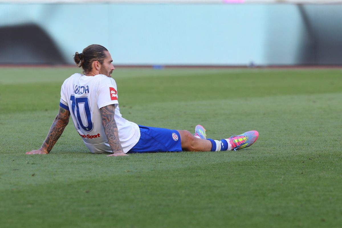 Dan iz noćne more za Hajduk, Marko Livaja sjeo za stol s velikanom - Pred njim je odluka karijere! Dan iz noćne more za Hajduk, Marko Livaja sjeo za stol s velikanom - Pred njim je odluka karijere!