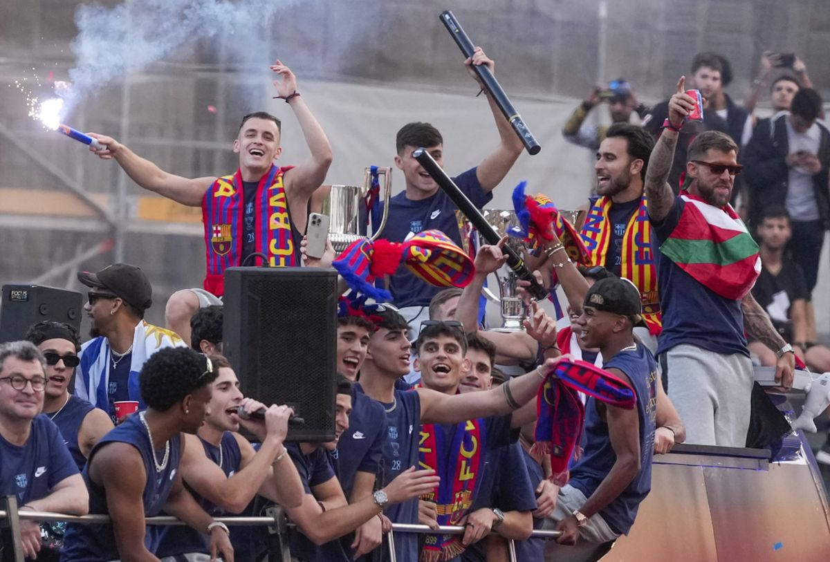 Osvojili tripletu u Španiji, pa stigao hladan tuš: Samo dvojica igrača Barcelone nisu na prodaju