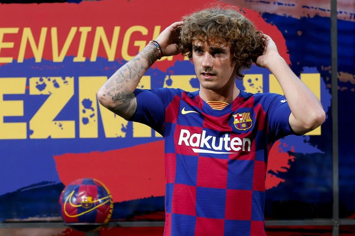 Griezmann potpisao za Barcelonu, ali otkrio da se divi navijačima drugog kluba Griezmann potpisao za Barcelonu, ali otkrio da se divi navijačima drugog kluba