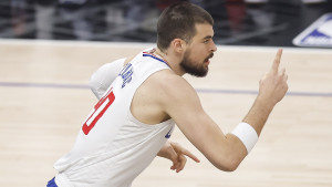 Ivica Zubac je barem nakratko vratio osmijeh na lice navijačima Hrvatske nakon debakla u Sarajevu