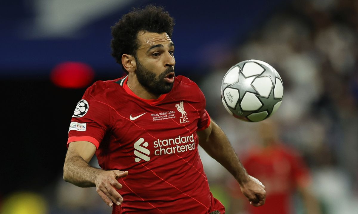 U Liverpoolu se boje da će im Salah zabiti nož u leđa jer se zna koji klub ga želi dovesti U Liverpoolu se boje da će im Salah zabiti nož u leđa jer se zna koji klub ga želi dovesti