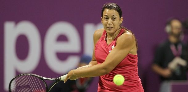 Bartoli predala, Azarenka izdržala