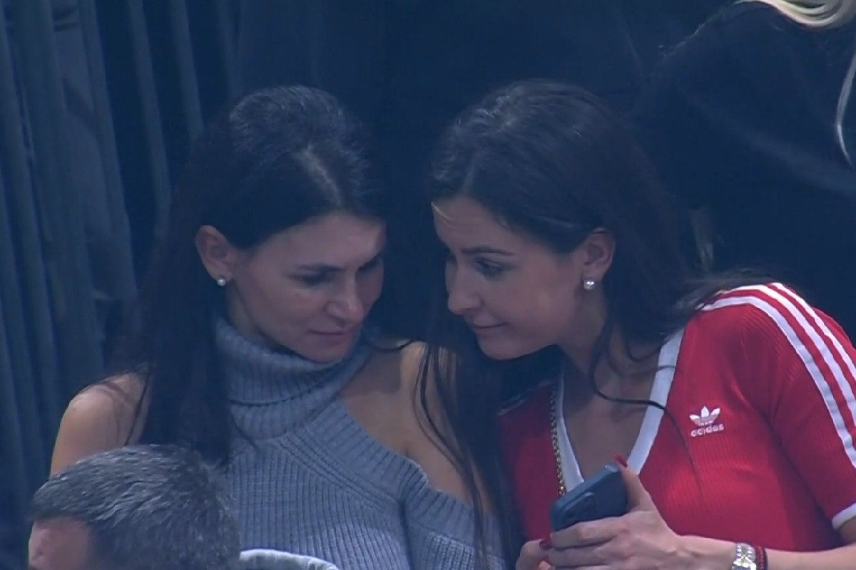 Ma kakve Rusija, Srbija i Zvezda: Neočekivano šta rade dvije navijačice usred meča u Areni