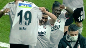 Kao da poprima turske običaje: Kako se Hasić "odužio" saigračima?