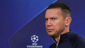 Derbi se tek završio, a čelnici Crvene zvezde pozvali su Bakhara i saopštili mu odluku