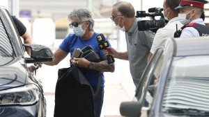 Novinari dočekali Messijevog oca na aerodromu: "Nisam ljut na klub, razočarali su me neki ljudi"