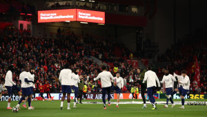 Sramota epskih razmjera: Navijači sa Anfielda otjerali nekada veliku zvijezdu PSG-a!