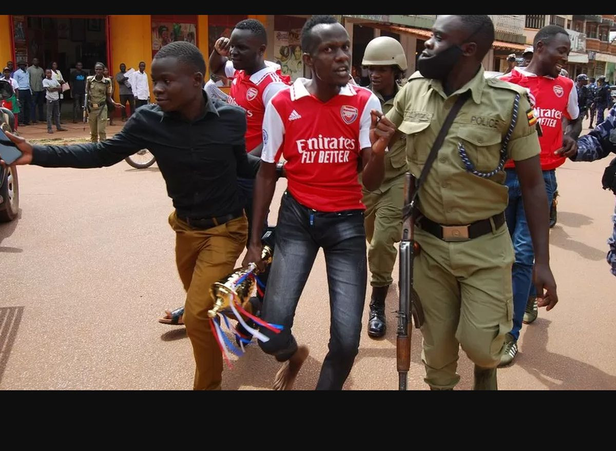 Loša sudbina zadesila navijače Arsenala u Ugandi koji su slavili pobjedu nad Unitedom
