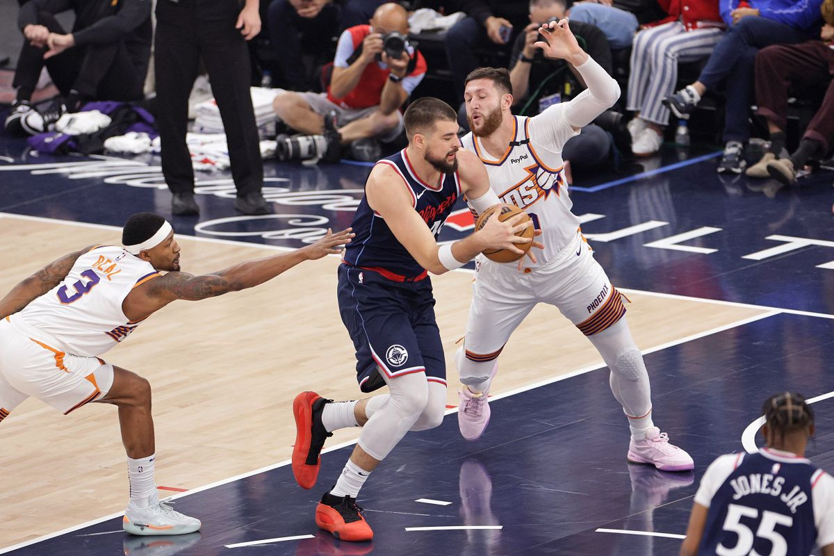 Uzalud i magična noć Luke Dončića - Fenomenalni Jusuf Nurkić i Kevin Durant vodili Sunse do pobjede! Uzalud i magična noć Luke Dončića - Fenomenalni Jusuf Nurkić i Kevin Durant vodili Sunse do pobjede!