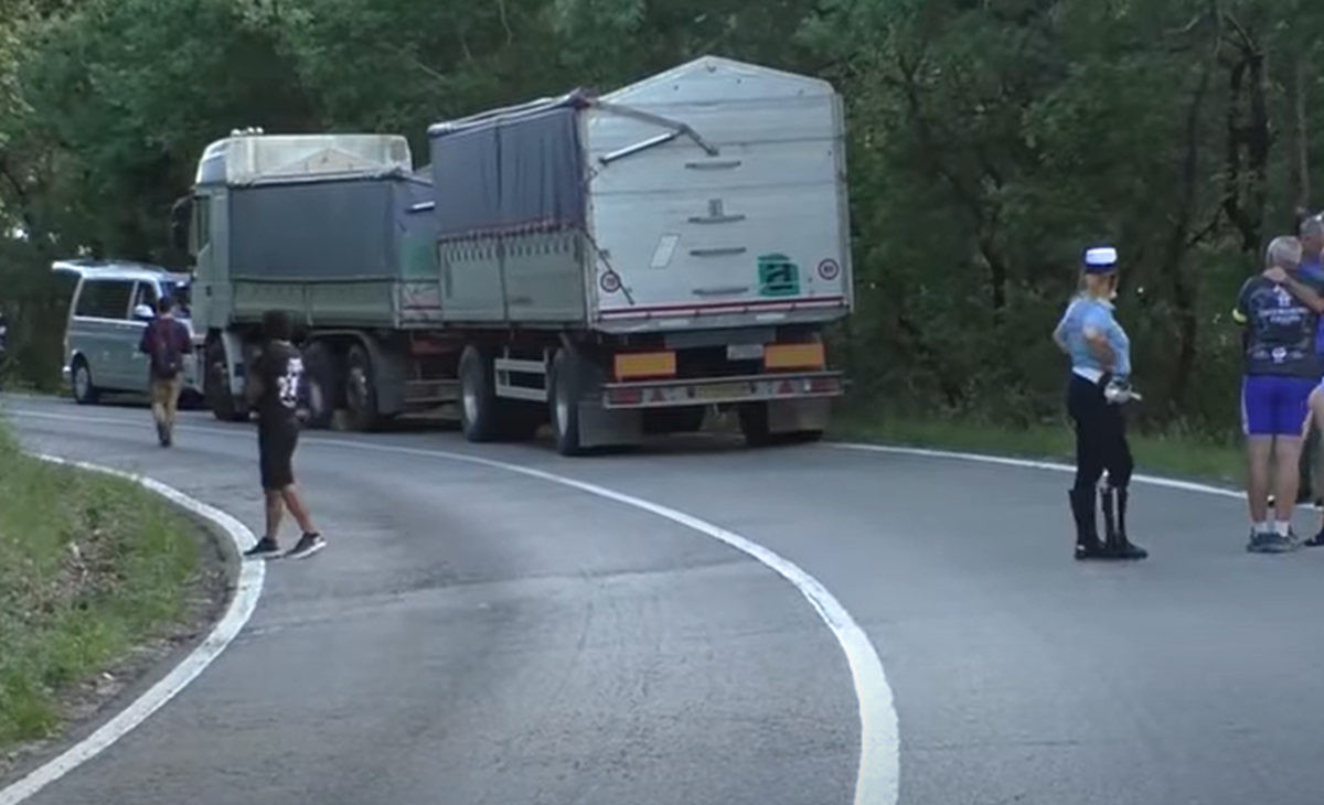 Italija u šoku, slavnom sportisti bore se za život nakon sudara s kamionom Italija u šoku, slavnom sportisti bore se za život nakon sudara s kamionom