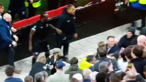 Porodica je svetinja: Igrači West Hama nisu razmišljali kada su vidjeli scenu na tribinama