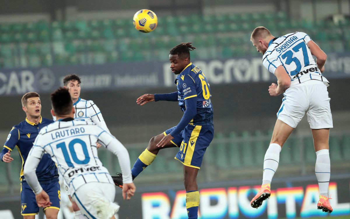 Inter pobjedom u Veroni preuzeo prvu poziciju na tabeli Serije A