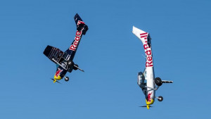 Red Bull spektakl uživo na SportSport.ba: Dvojica pilota će u letu zamijeniti avione!