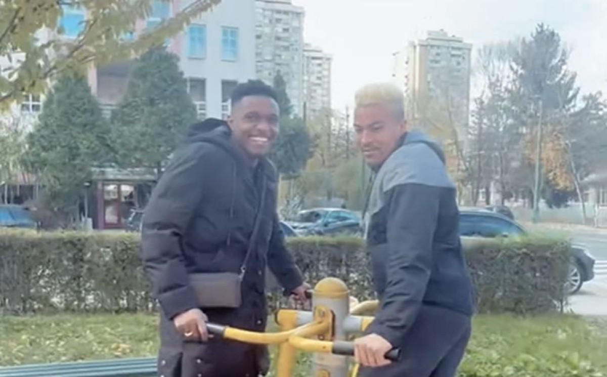 Renan i Penaranda šetali ulicama Sarajeva, ugledali sprave za vježbanje u parku i napravili šou