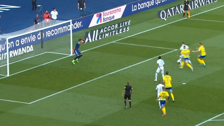 Neymar i Icardi ponižavaju nesretne protivnike: Brazilac dodao loptu s penala