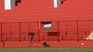 Zastava Palestine na stadionu Veleža, a Red Army objavio jasnu poruku na Facebooku