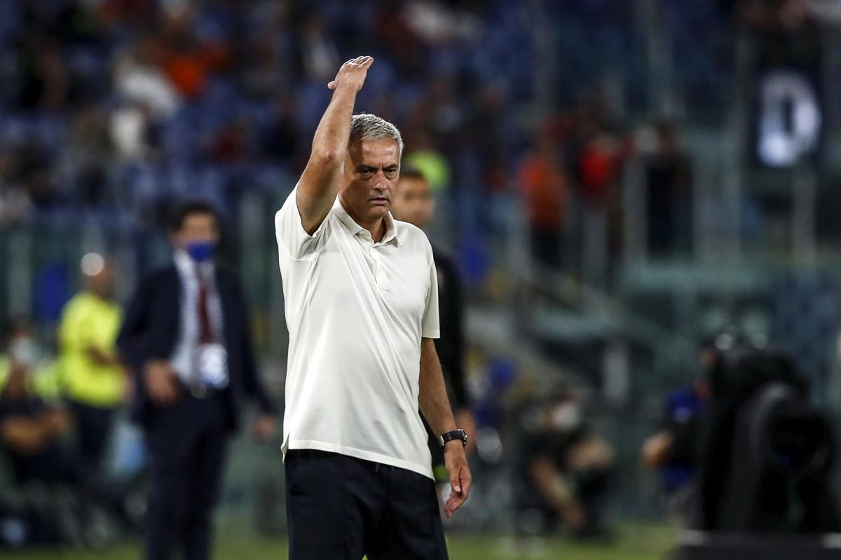 Mourinho ponizio petoricu fudbalera pred derbi protiv Napolija