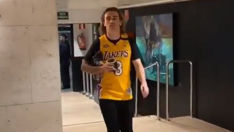 Griezmann na Camp Nou stigao u dresu Kobeja Bryanta
