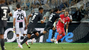 Rapsodija Juventusa, šok za Lazio