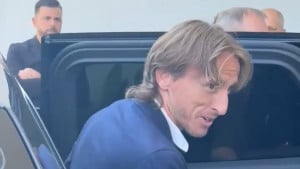 Modrić napustio kliniku u Milanu, pa se iznenadio kada je čuo da ga dozivaju na hrvatskom jeziku