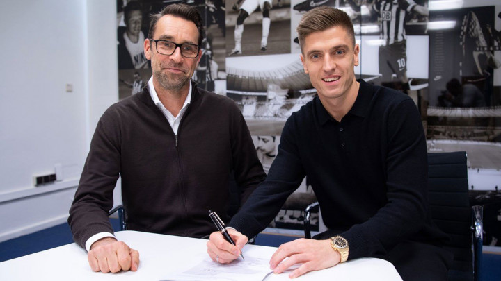 Krzysztof Piatek potpisao za Herthu!