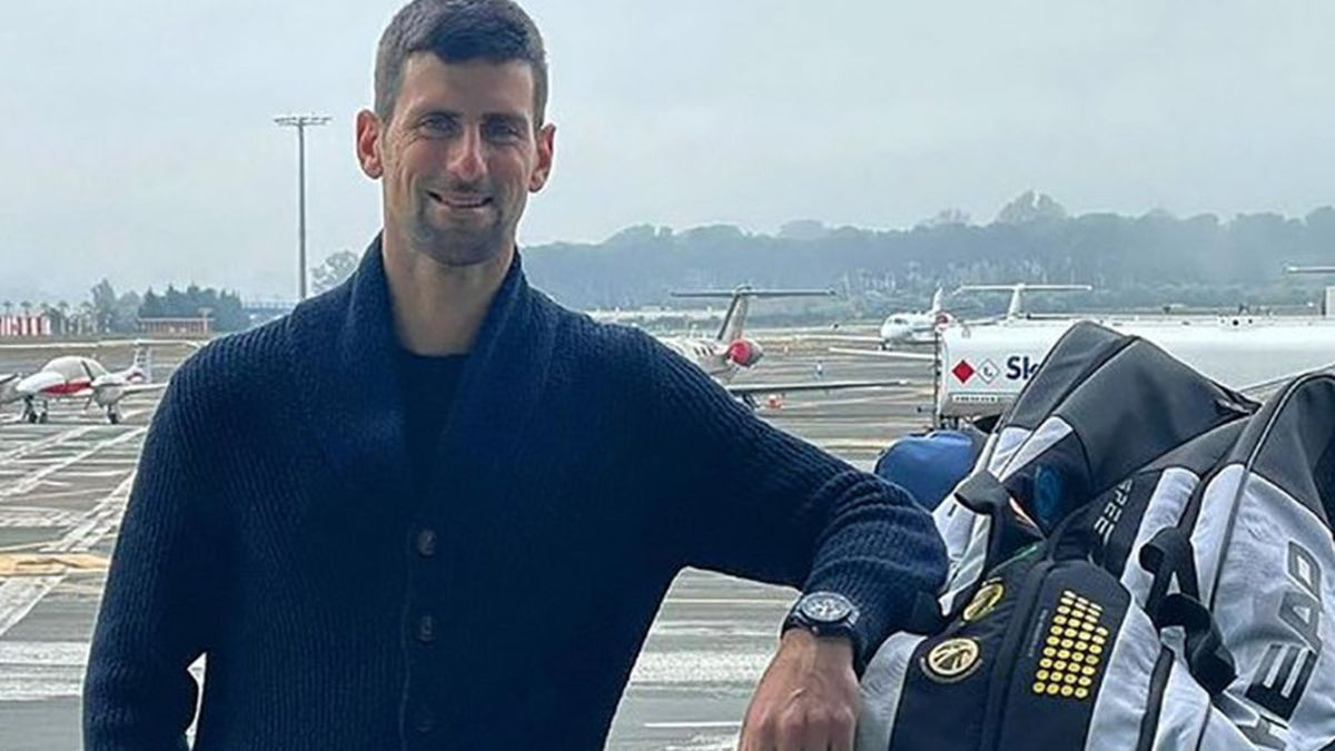 Dramatično u Melbournu: Đokoviću ne daju da stupi na tlo Australije! Dramatično u Melbournu: Đokoviću ne daju da stupi na tlo Australije!