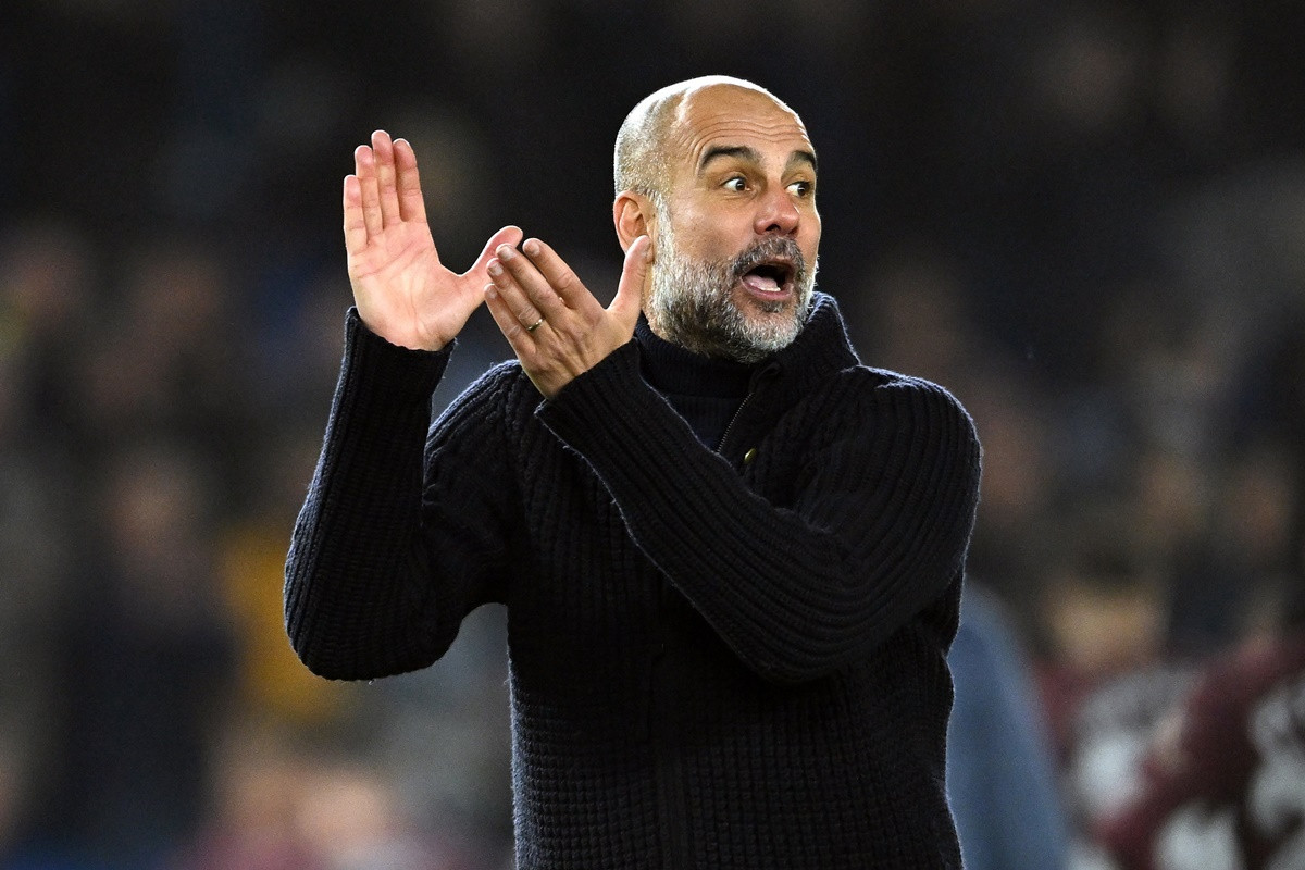 Očajni Pep Guardiola nkon novog poraza zatražio transfer: "Njega mi dovedite!" Očajni Pep Guardiola nkon novog poraza zatražio transfer: "Njega mi dovedite!"