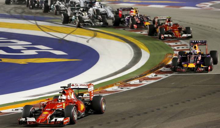 Vettel slavio u Singapuru, Hamilton odustao