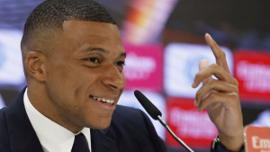 Novinar postavio pitanje, a Mbappe kao da je samo to čekao - Uslijedio je "najhladniji" odgovor ikad