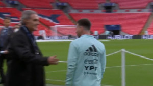 Messi se sreo licem u lice sa čovjekom koji ga stalno kritikuje, osveta nije mogla biti hladnija