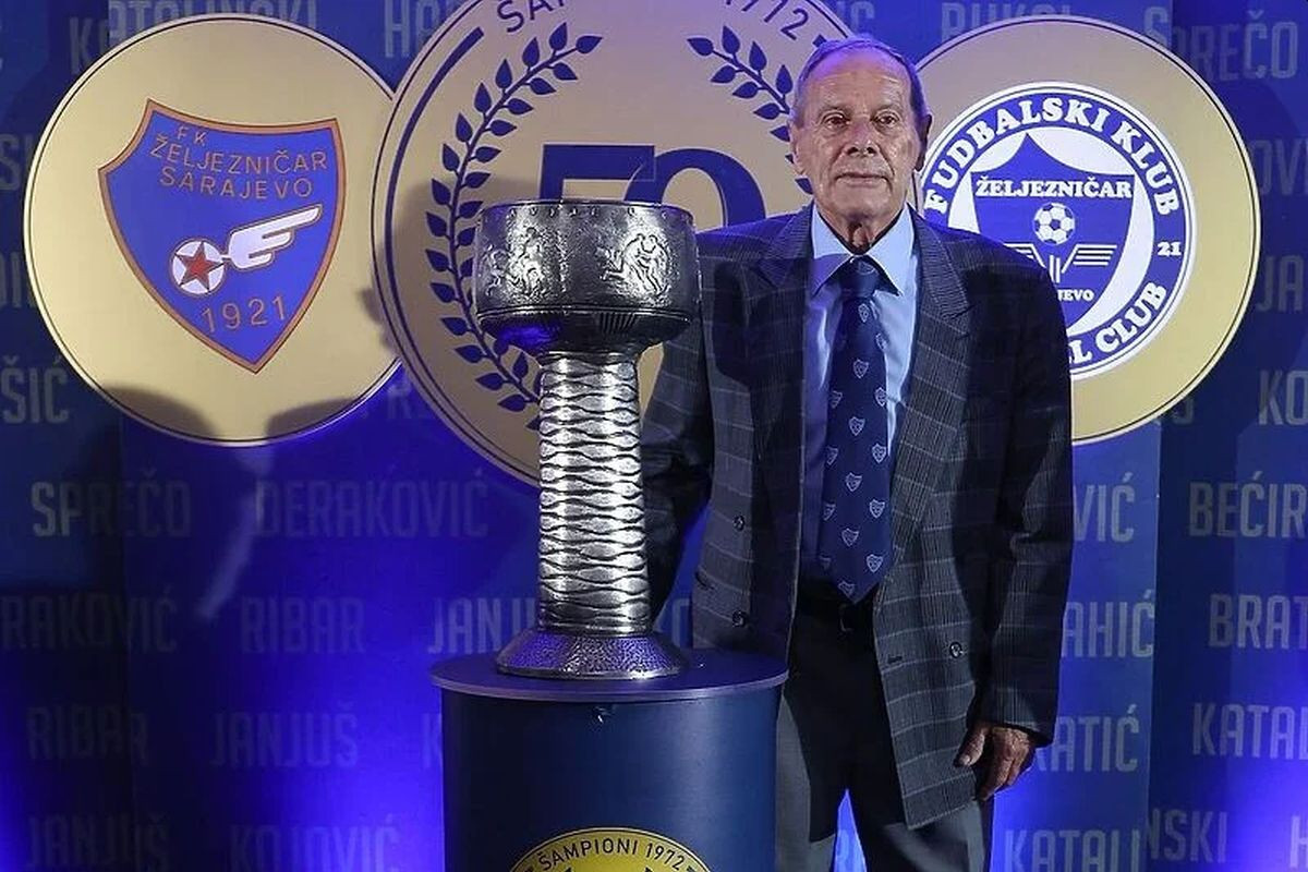 Preminuo Branimir Jelušić, jedna od najvećih legendi FK Željezničar Preminuo Branimir Jelušić, jedna od najvećih legendi FK Željezničar