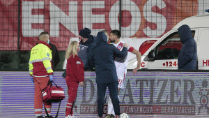 Ružna scena na Pecari: Jakovljević nakon teškog sudara morao napustiti teren