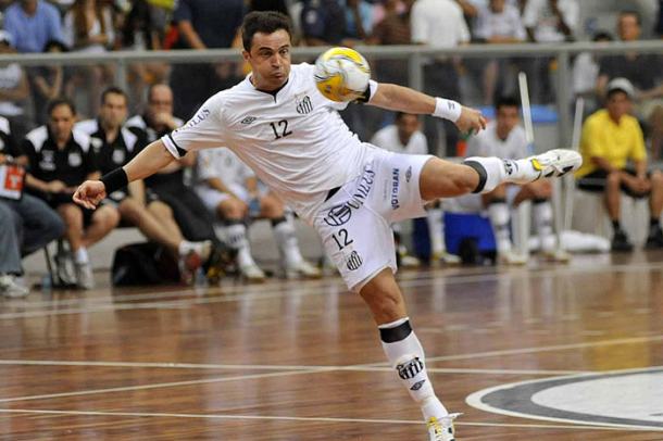 Umjetnik s loptom oduševio svijet