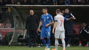 Hadžibegić poručio da nije zaboravio na obećanje koje je dao igračima u Bosni i Hercegovini