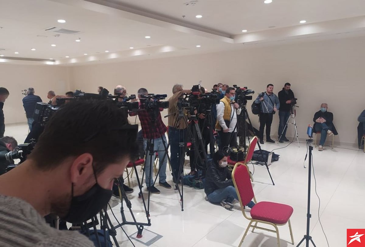 Ogroman interes medija za press konferenciju Zdravka Mamića