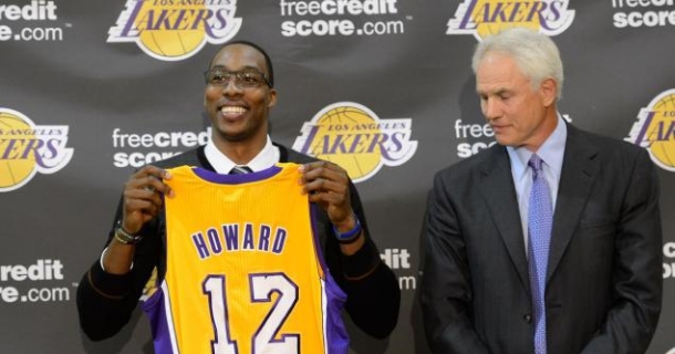 Navijači Lakersa iščekuju nastup Howarda