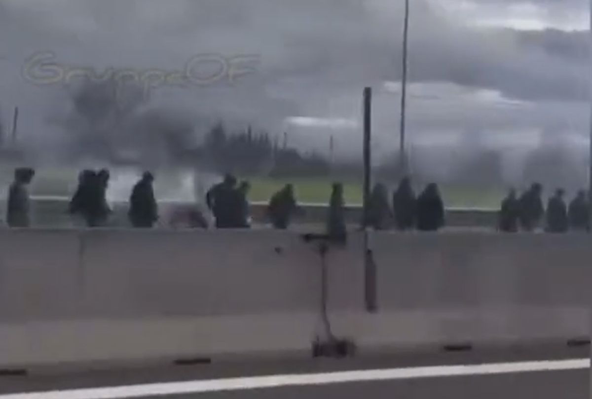 Užasne scene sa autoputa: Sukobili se navijači Rome i Napolija, ima teško povrijeđenih