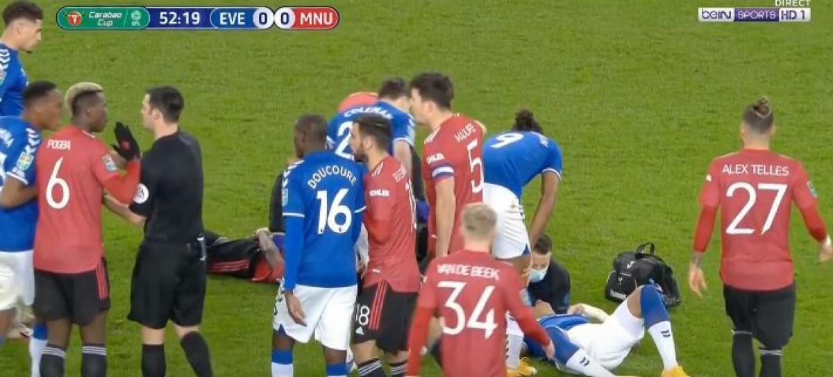 Užasne scene na Goodisonu: Baily nokautirao Richarlisona Užasne scene na Goodisonu: Baily nokautirao Richarlisona
