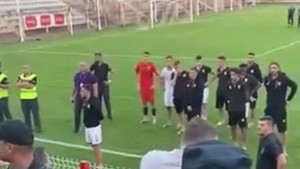 Igrači i struka Sarajeva na "ribanju" kod navijača: Pojavio se i video