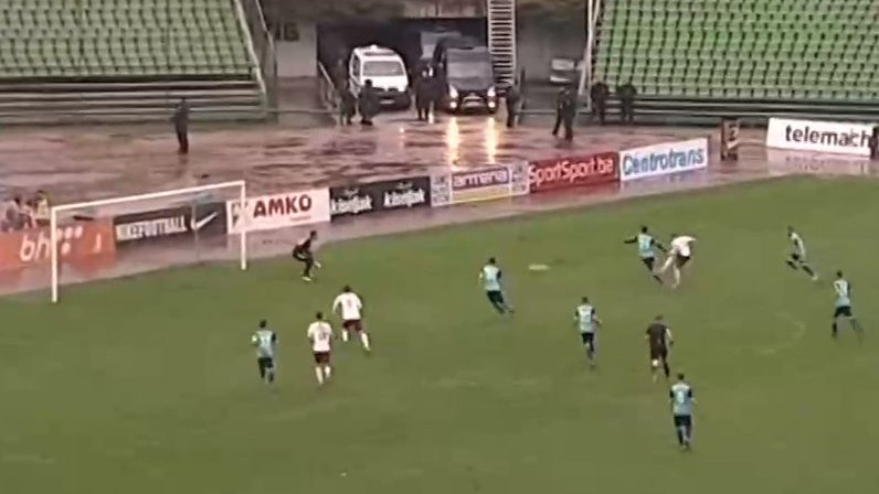 Šmekerski pogodak Tatara za vodstvo Sarajeva protiv Zvijezde 09 Šmekerski pogodak Tatara za vodstvo Sarajeva protiv Zvijezde 09