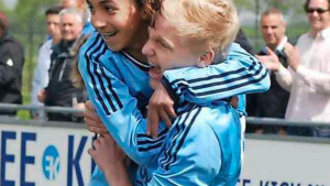 Van de Beek će u Manchesteru nositi broj 34: U čast najboljeg prijatelja zbog kojeg više nije isti