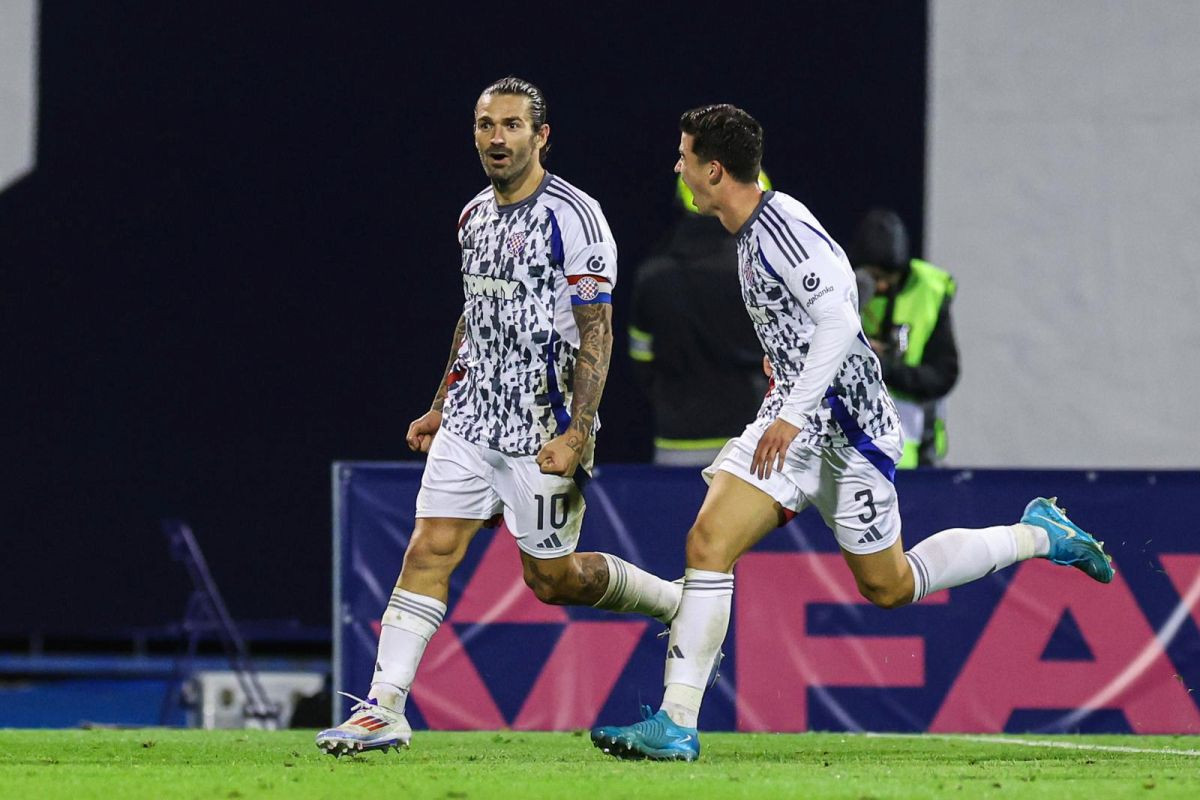 Marko Livaja s druge planete: Ranjeni Hajduk na krilima najboljeg igrača lige srušio Dinamo Marko Livaja s druge planete: Ranjeni Hajduk na krilima najboljeg igrača lige srušio Dinamo