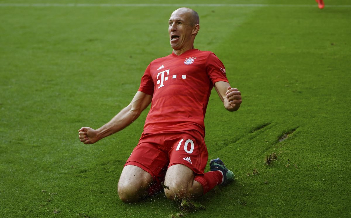 Ostaje na velikoj sceni: Robben dobio ponudu koju će teško odbiti