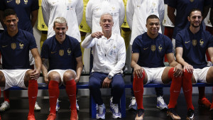 Svi, pa i selektor i Mbappe šute i slušaju: Govor u svlačionici koji je odveo Francusku među osam