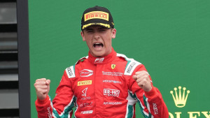 Ferrari oduševio odlukom za Dinu Beganovića: Momak porijeklom iz BiH debituje u Formuli 1!