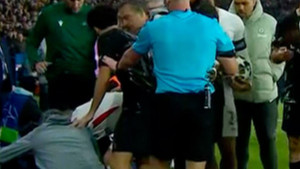 Luis Enrique je dao uputu dječaku koji donosi lopte, a onda je u Pedra Neta ušao Hazardov duh!