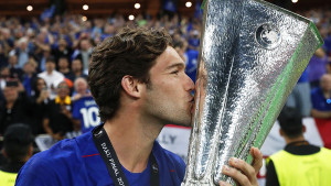 Marcos Alonso dogovorio transfer?