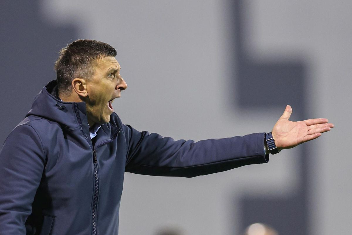 Pred Jakirovićem je najteža noć na klupi Dinama: "Otjeraj se s te klupe kao Boga te molim" Pred Jakirovićem je najteža noć na klupi Dinama: "Otjeraj se s te klupe kao Boga te molim"